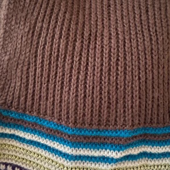 Scarf & Hat Knit -Brown With ,metallic Detail combo from Fownes - Picture 8 of 9